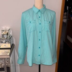 The North Face Women's Green Button-Front Collared Shirt Size Small Large